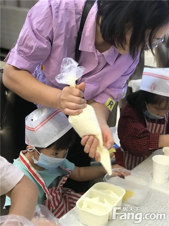 缤纷周末，爱美食更爱生活