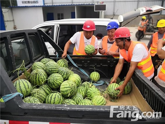 信友·天润公馆|夏日送清凉，致敬高温下的坚守者